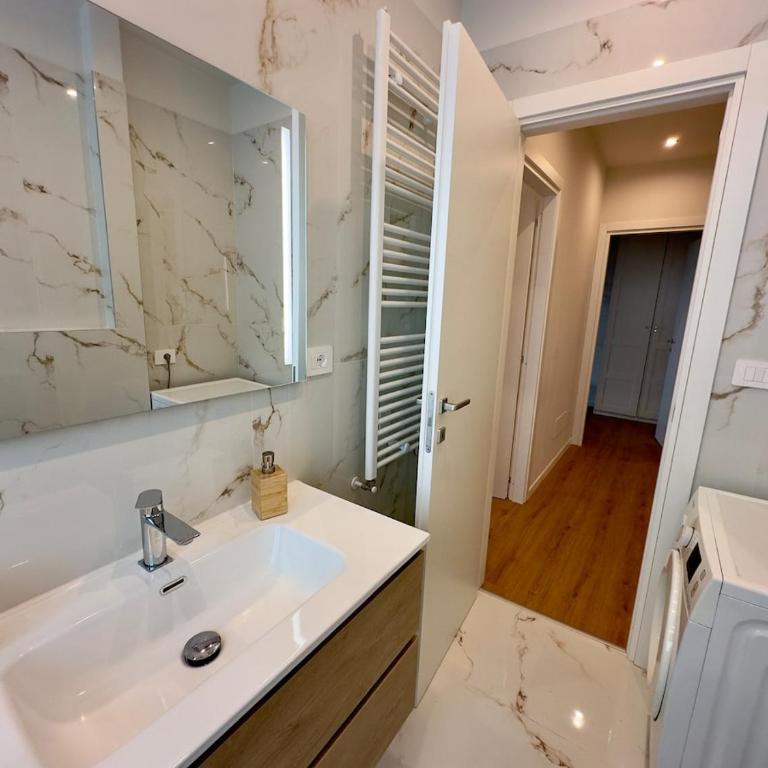St Peter city center 5 min to Metro A 3bedroom 2bathroom - Appartamento con 3 Camere da Letto - 17