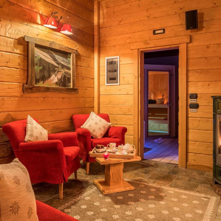Park Chalet Village - Romantic Chalet (2 Adults) - 1