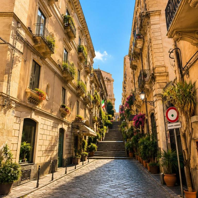 Rooftop Penthouse 3BR Sleeps 6 Historic Catania - Two-Bedroom Apartment - 34