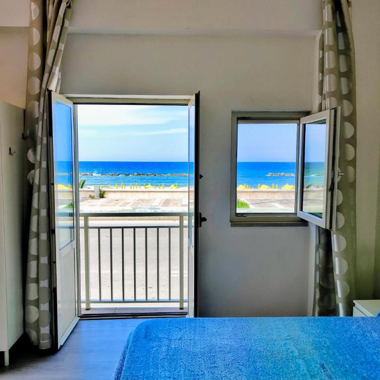 Blue Room - Camera Matrimoniale - 12