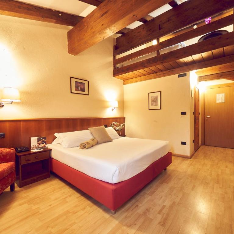 iH Hotels Courmayeur Mont Blanc - Camera Quadrupla Standard - 3