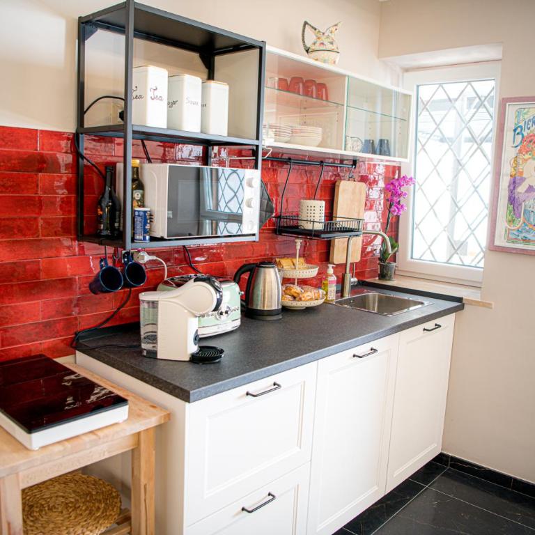 PataPam - Rome Metro Beach & Airport - Two-Bedroom Apartment - 9