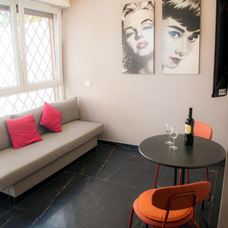PataPam - Rome Metro Beach & Airport - Two-Bedroom Apartment - 8
