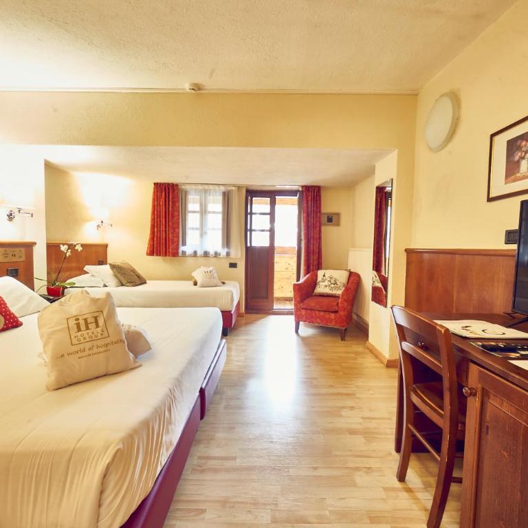 iH Hotels Courmayeur Mont Blanc - Camera Standard Doppia con Letti Singoli - 1