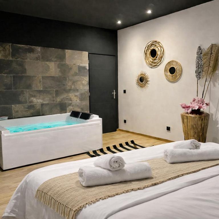 Escale Singulière - Balnéo, patio et confort 4 étoiles - Apartamento de 1 dormitorio - 5