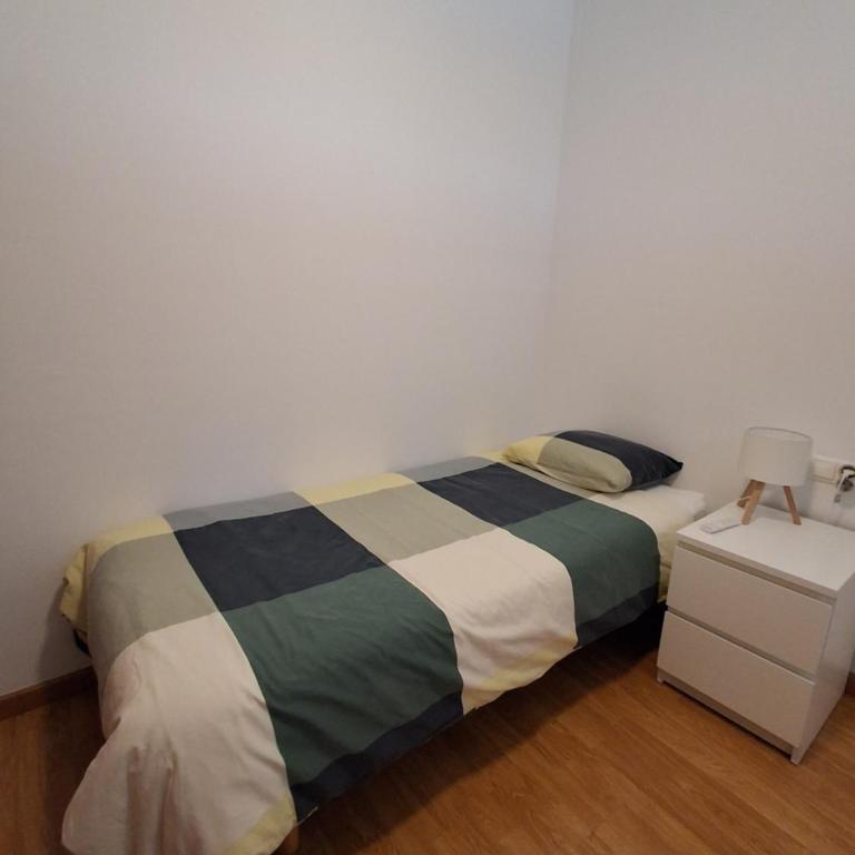 Malvarrosa Beach Flat, Valencia, Spain - Two-Bedroom Apartment - 3