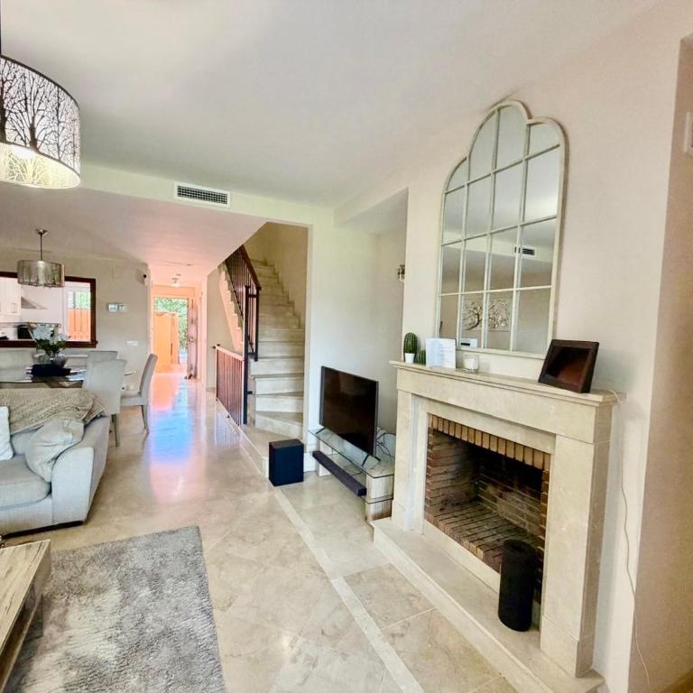 Royal Cabopino Townhome Golf and Sea - Three-Bedroom Apartment - 5