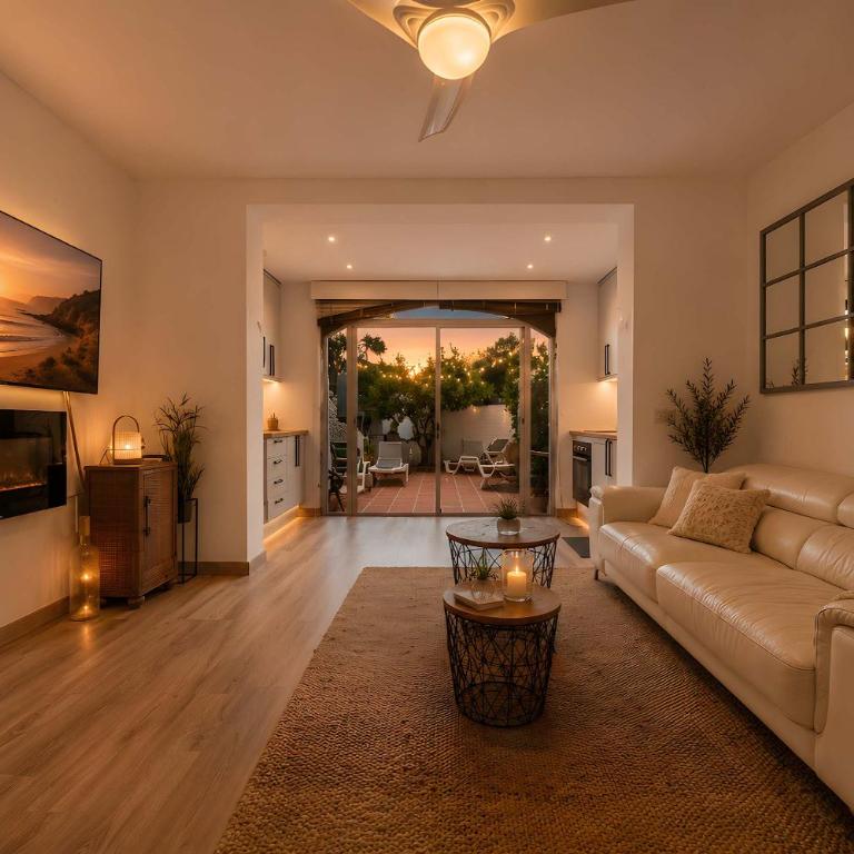 Townhouse Los Arcos Patio Pool Charming - Apartment - 6