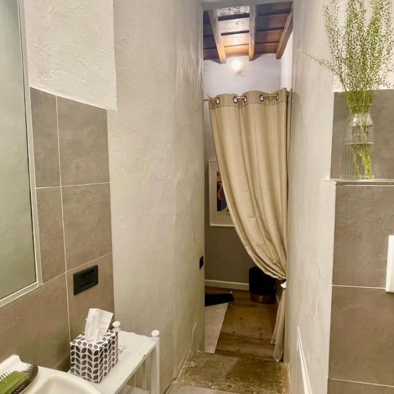Florence Cozy Retreat - Appartamento con 2 Camere da Letto - 79