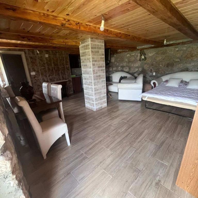 Konak Vrela Žabljak - Two-Bedroom Apartment - 8