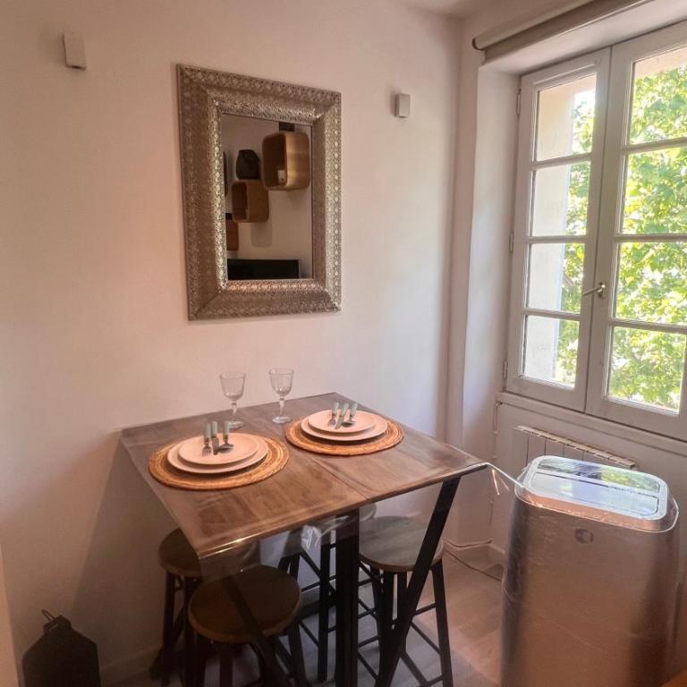Appartement T2 en plein centre de Fréjus - Apartment mit 1 Schlafzimmer - 4