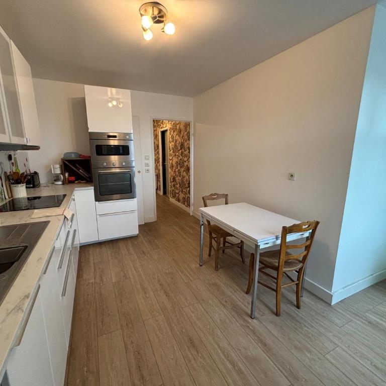 Le millésime Vesle Hypercentre 6 couchages - Appartement - 11