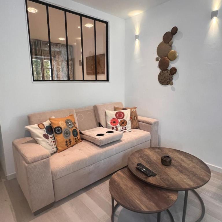 Appartement T2 en plein centre de Fréjus - Apartment mit 1 Schlafzimmer - 3