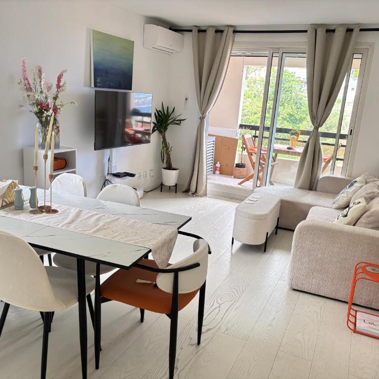 New,mountain & sea view 3 guests with private Garage - Appartement 1 Chambre - 2