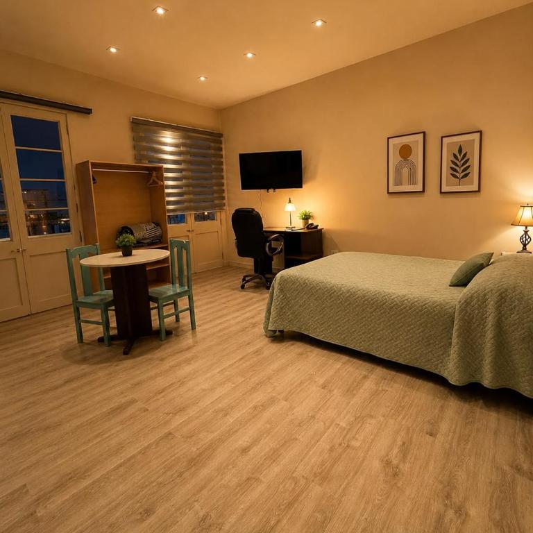 Hostal Los Balcones de Moral y Santa Catalina - Estudio con balcón - 3