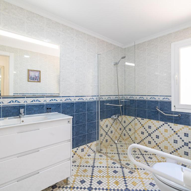 Holidays2Malaga Pedregalejo Terrace 150 mts beach - Apartamento con terraza - 10