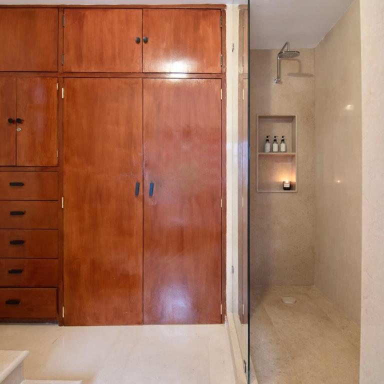Breathtaking 9 BR Villa HUGE Rooftop w 4 AC Condesa - Villa 1 Chambre - 32