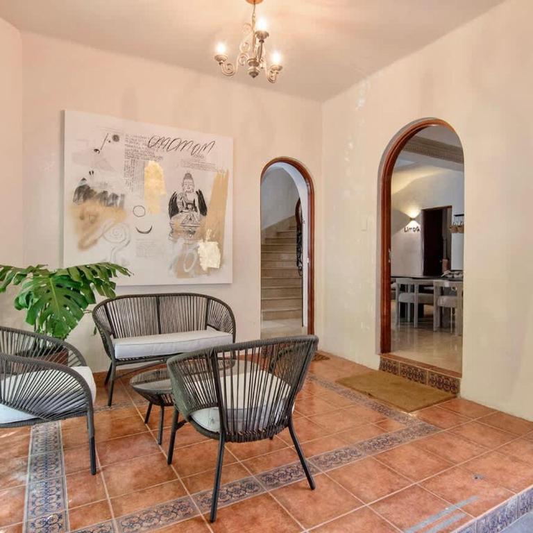 Breathtaking 9 BR Villa HUGE Rooftop w 4 AC Condesa - Villa 1 Chambre - 51