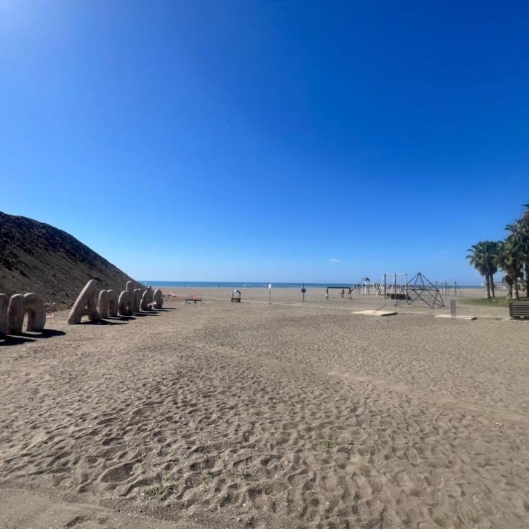 Modern Duplex - Rooftop Terrace - 5 min to the Beach! - Casa de 2 dormitorios - 25