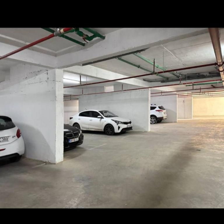 Azure Coast - One-Bedroom Apartment - 4