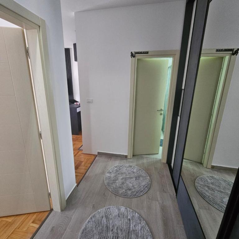 Azure Coast - One-Bedroom Apartment - 8