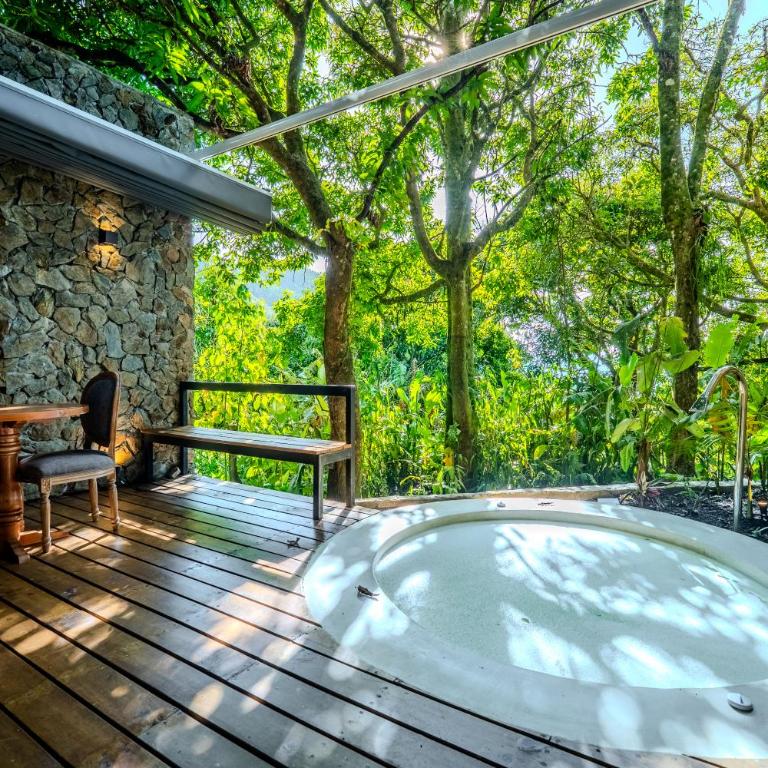 Hacienda La Amalia - Suite with Hot Tub - 28