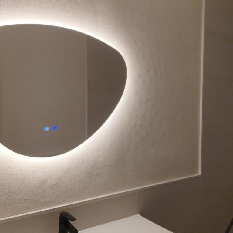 BONITO ÁTICO AIRE ACONDICIONADO y BARBACOA - Apartamento Ático - 55
