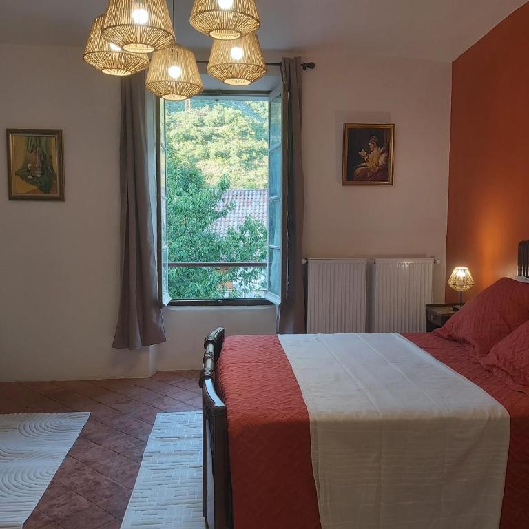 Chez jacky - Chambre Double - Vue sur Jardin - 1