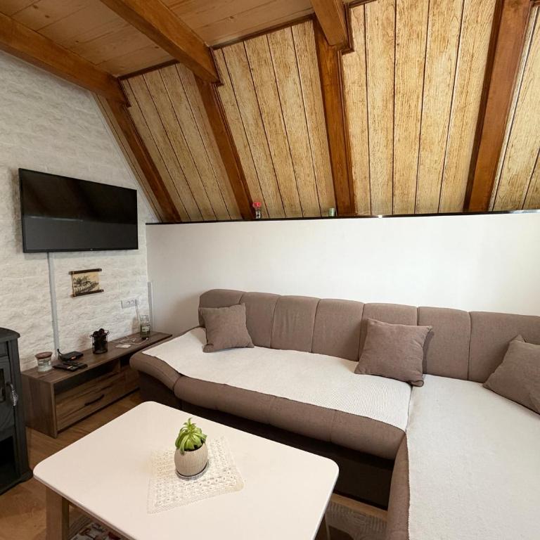 Soko Guest House - Two-Bedroom Apartment - 2
