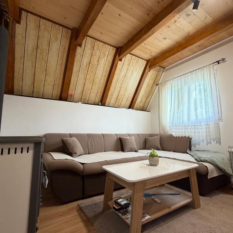 Soko Guest House - Two-Bedroom Apartment - 6