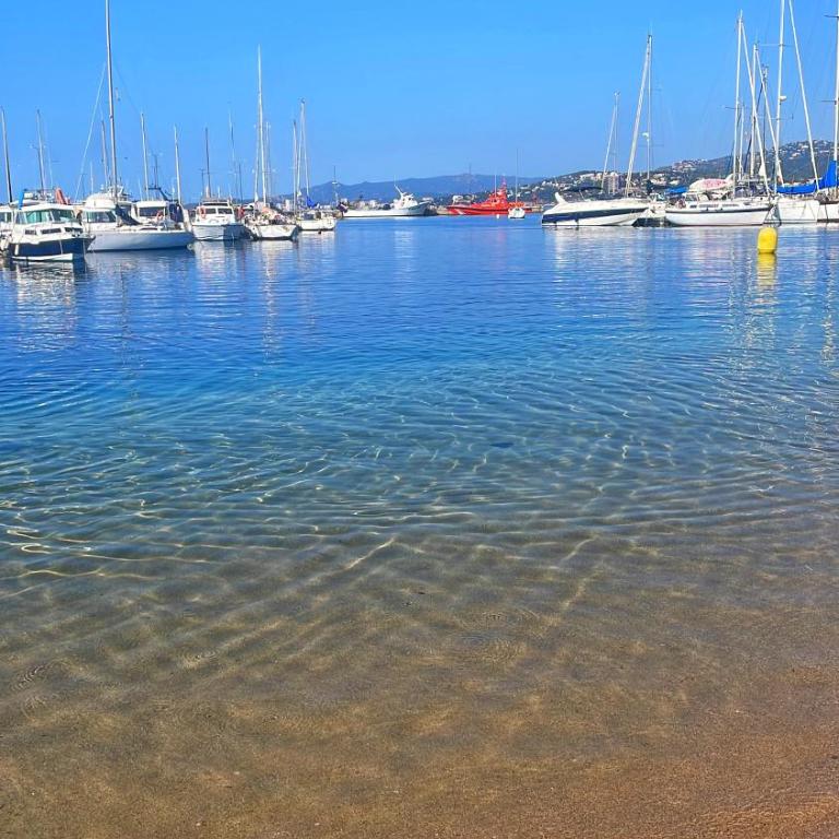 NEW - Casa Palamós - Charming historical home with patio, in the heart of the old town, 100m from beach - Maison de Vacances - 23