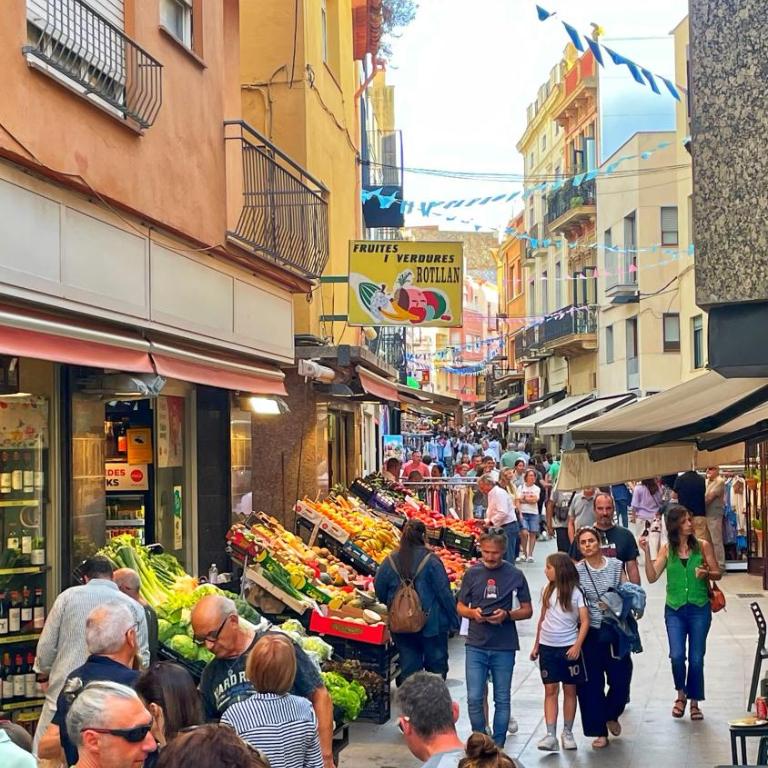 NEW - Casa Palamós - Charming historical home with patio, in the heart of the old town, 100m from beach - Maison de Vacances - 28