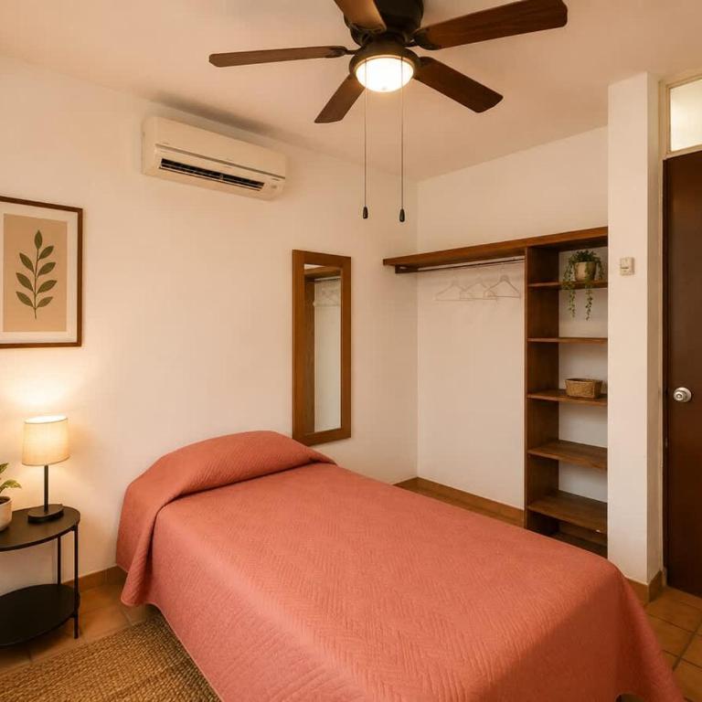 Hermosa Casa 3Px Ac Cerca del tec de Mty Wifi - Apartamento - 4
