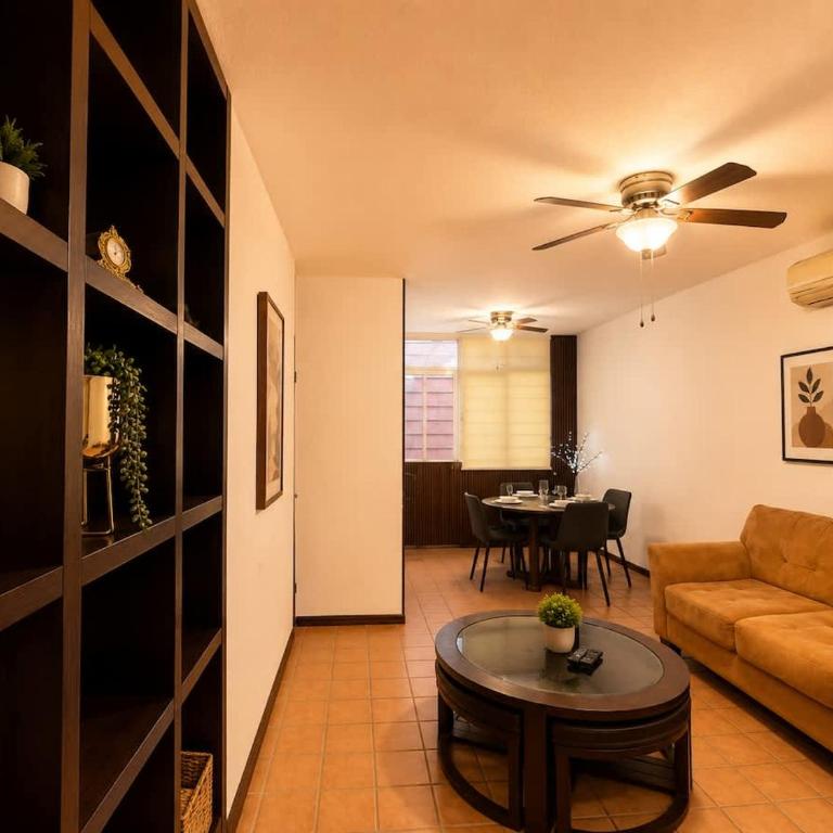 Hermosa Casa 3Px Ac Cerca del tec de Mty Wifi - Apartamento - 23