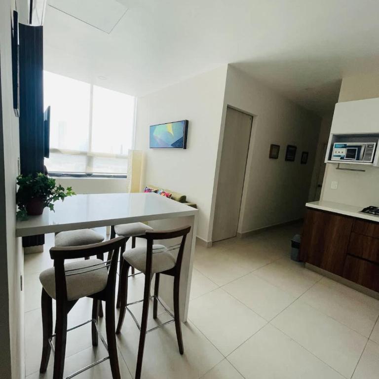 Comodidad Frente Arena Monterrey - Apartamento - 64