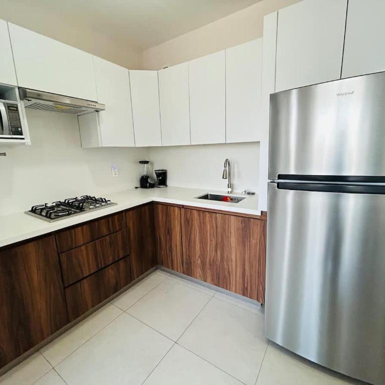 Comodidad Frente Arena Monterrey - Apartamento - 90