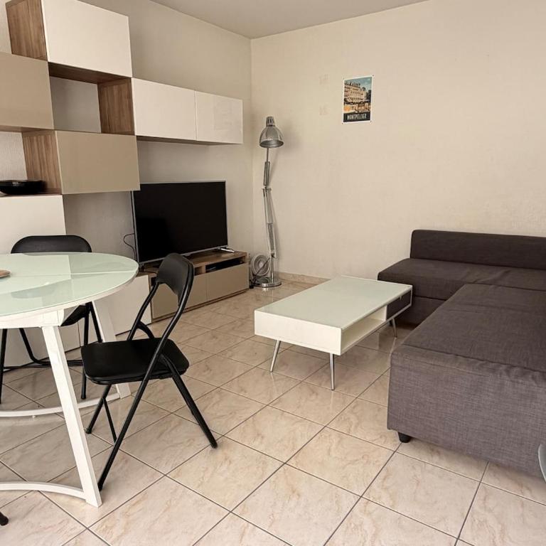 T3 lumineux 2 chambres terrasse et parking - Appartamento con 2 Camere da Letto - 15