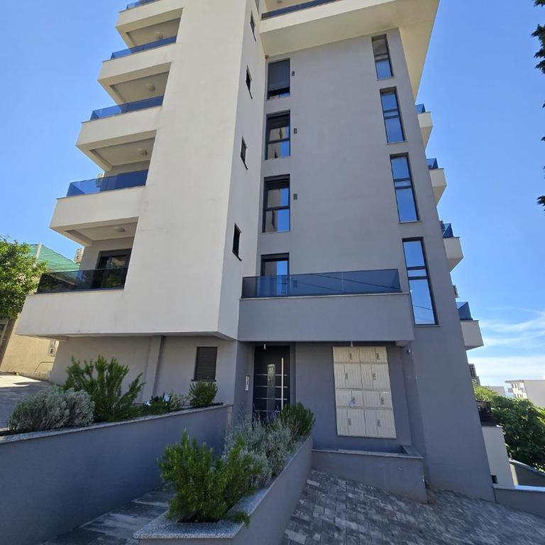 Arumba - One-Bedroom Apartment - 5