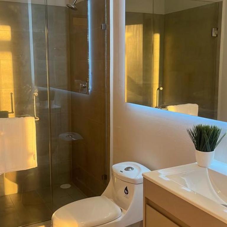 Lujoso Apt/Frente Arena Mty/Terraza/Parking/6Pax - Apartamento - 28