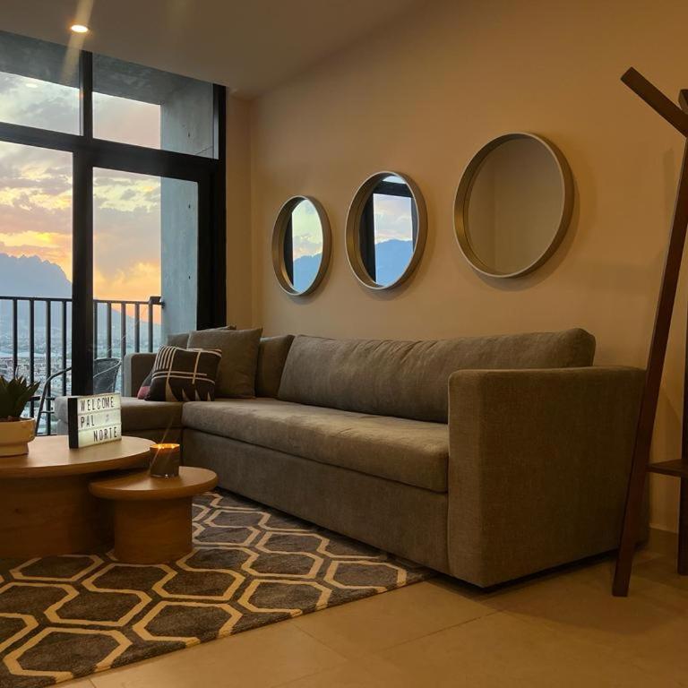 Lujoso Apt/Frente Arena Mty/Terraza/Parking/6Pax - Apartamento - 36