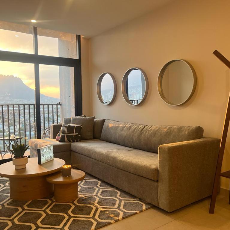 Lujoso Apt/Frente Arena Mty/Terraza/Parking/6Pax - Apartamento - 29