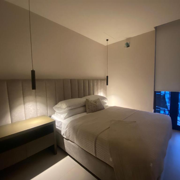 Lujoso Apt/Frente Arena Mty/Terraza/Parking/6Pax - Apartamento - 38