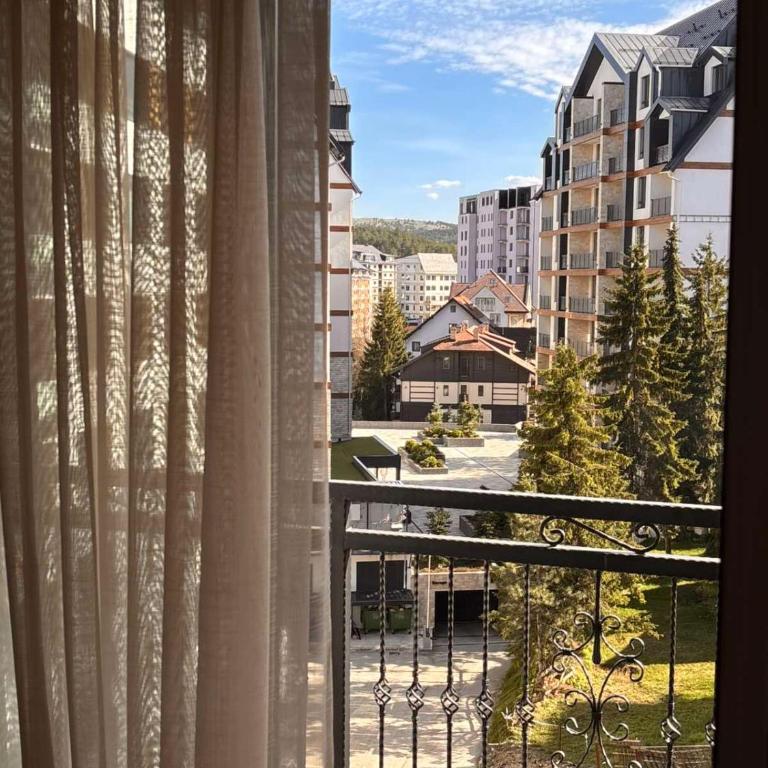 Golden Lux Zlatibor - One-Bedroom Apartment - 1