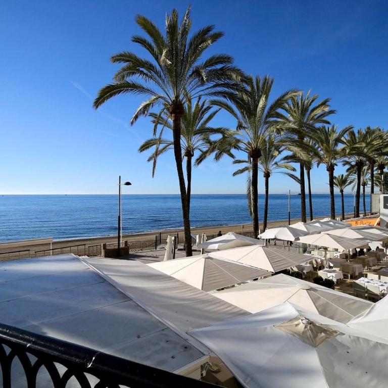 Front line beach apartment 2 bedr - Deluxe Apartment mit 2 Schlafzimmern und Meerblick - 25