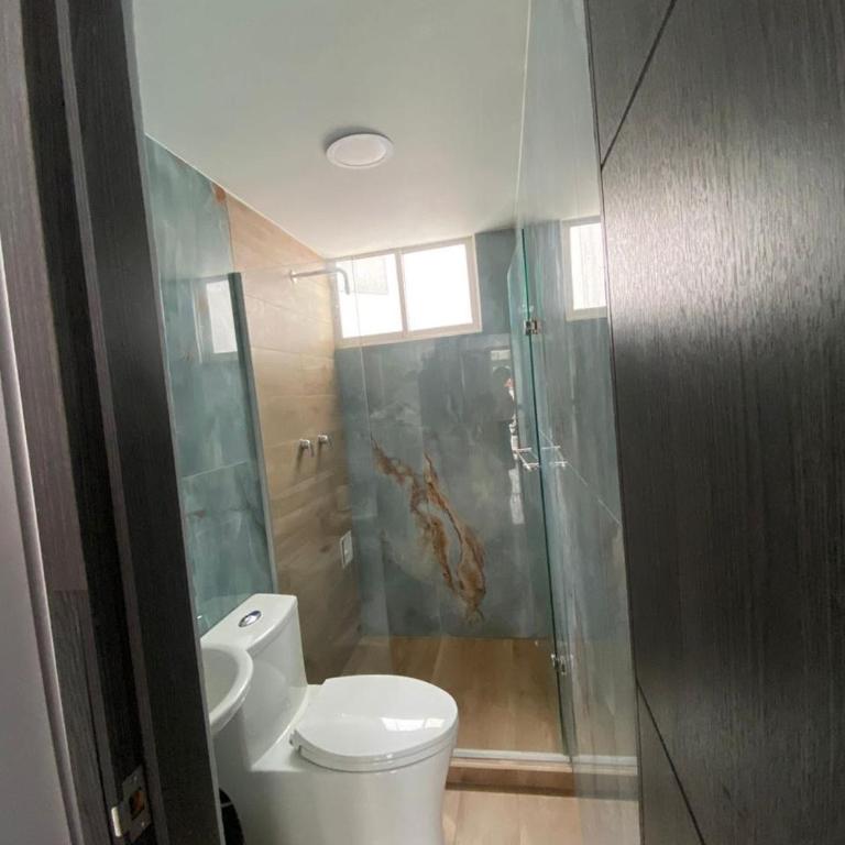 Cómodo apartamento cerca al mar - Two-Bedroom Apartment - 8