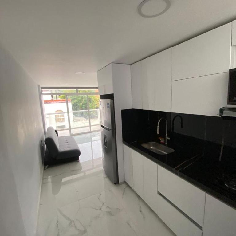 Cómodo apartamento cerca al mar - Two-Bedroom Apartment - 6