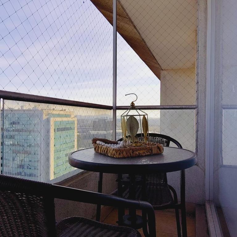 Acogedor y luminoso depto cerca de mall Trébol - Apartamento de 2 dormitorios - 30