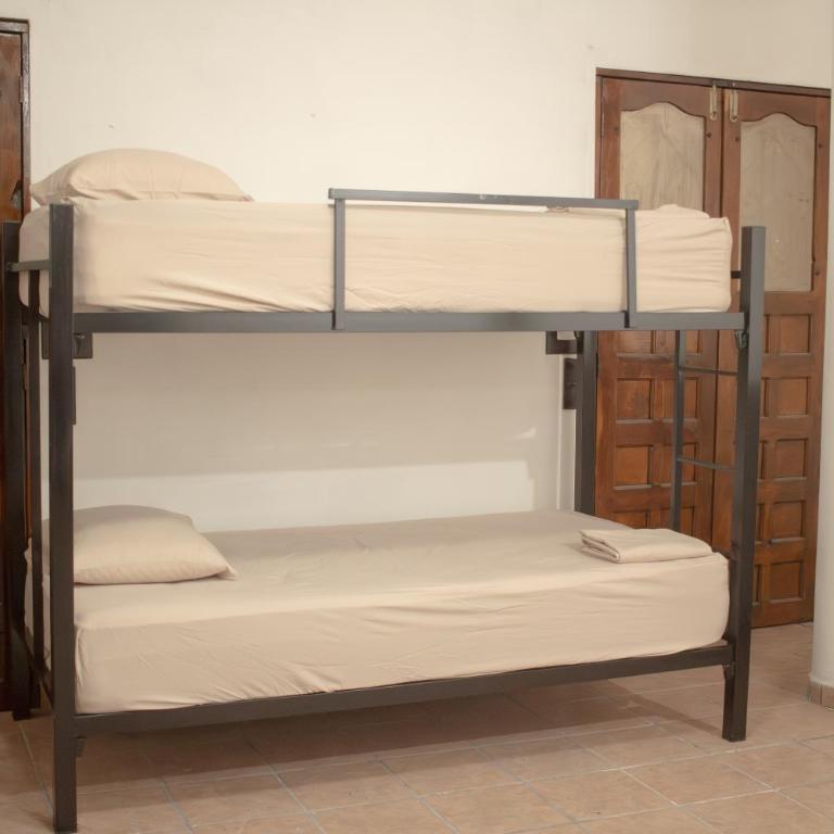 Casa para Grupos Grandes en el Centro de Monterrey - Casa de 3 dormitorios - 3
