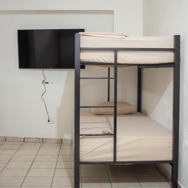 Casa para Grupos Grandes en el Centro de Monterrey - Casa de 3 dormitorios - 12