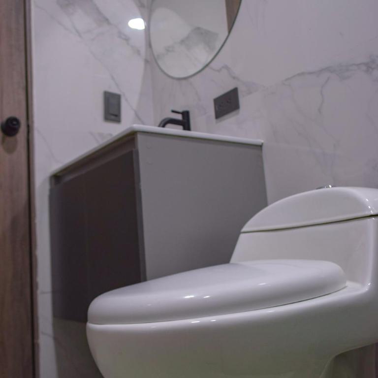 Lumina House Moderno y tranquilo apartamento Cerca de las clínicas y del estadio - Apartamento de 2 dormitorios con balcón - 11